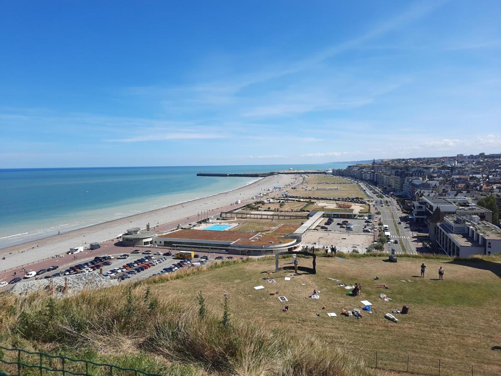 Le Calme Au Centre-Ville Dans Une Cour Interieure, Avec Place De Parking Privee Dieppe Exterior photo